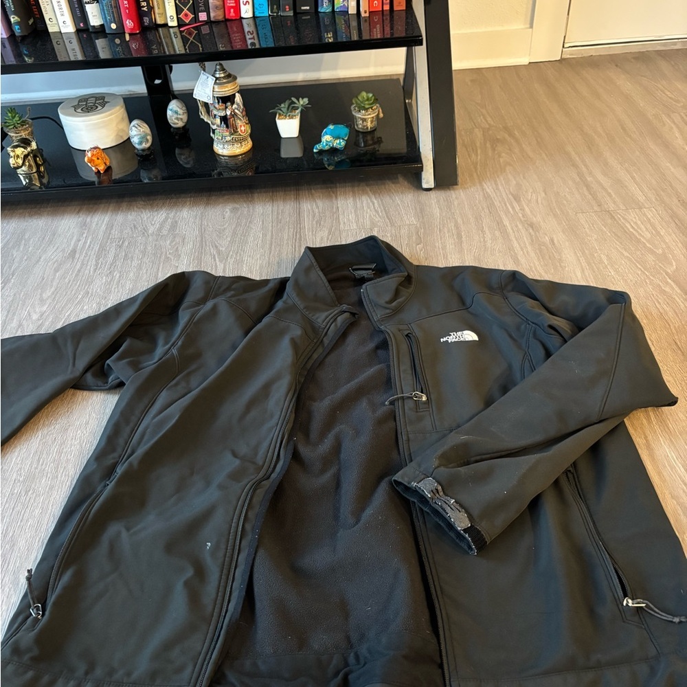 The North Face Men's Black Performance Jacket